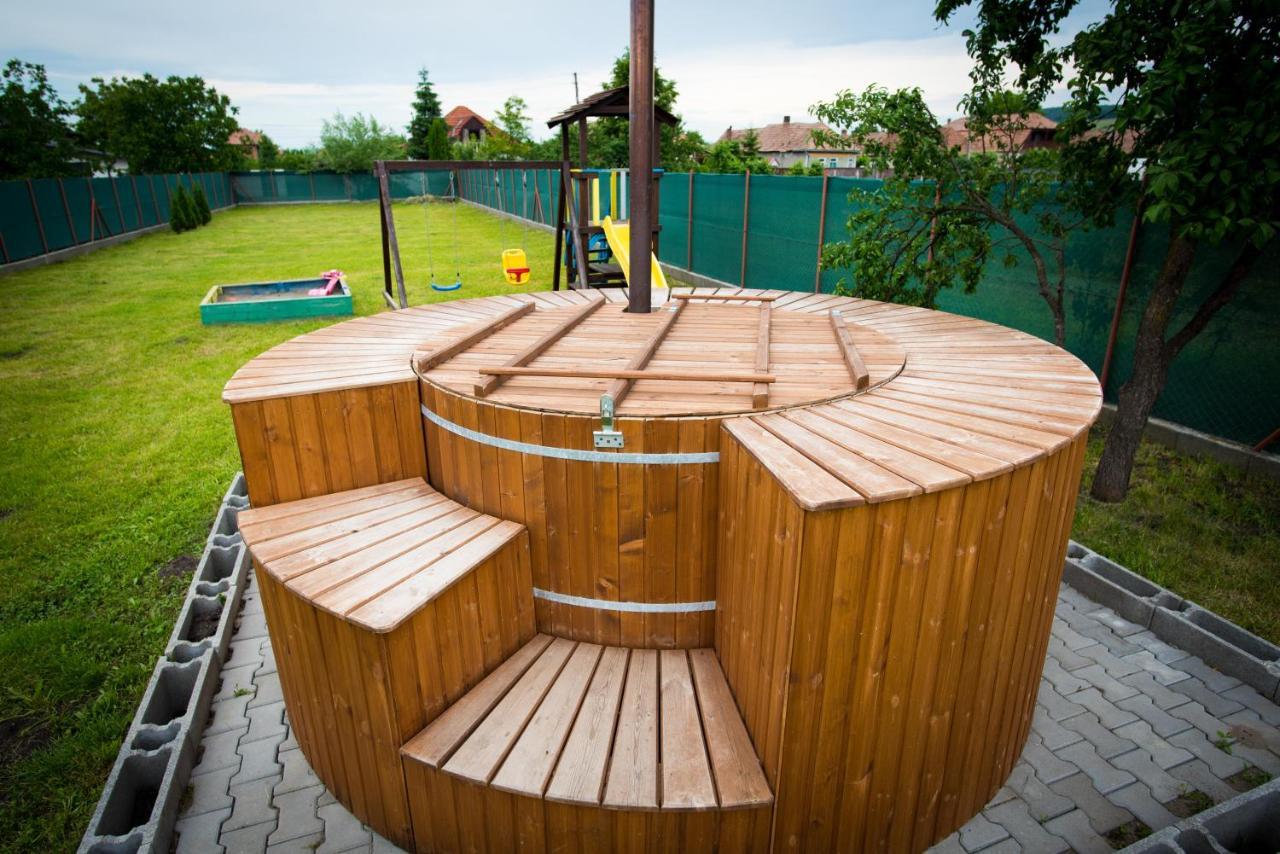 Erika'S Holiday Cottage Peris Bagian luar foto